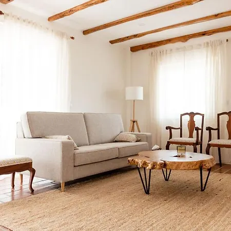 Whome Countryside Charm Near Wedding Venue W/ Bbq Patio 펜션 토레스베드라스