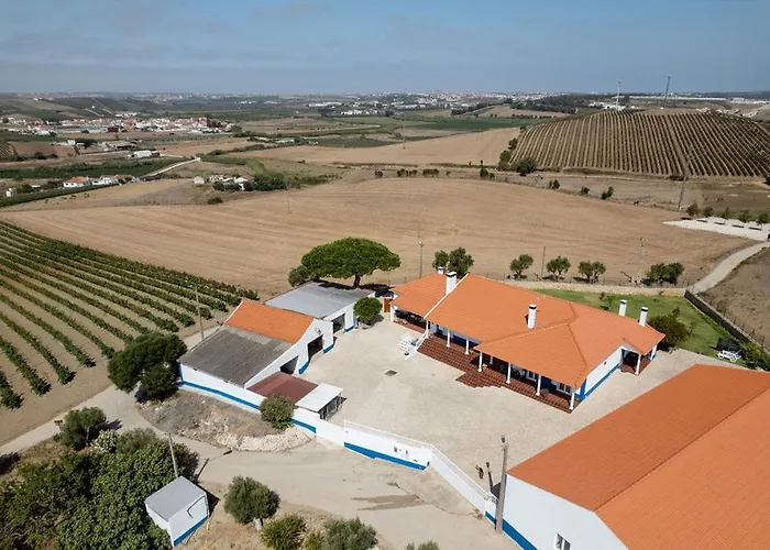 Semesterbostad Whome Countryside Charm Near Wedding Venue W/ Bbq Patio Torres Vedras